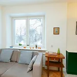 Apartament Bright And Elegant In The Area! Warszawa
