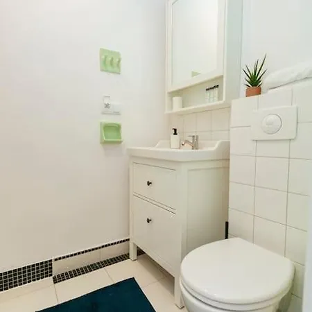 Bright And Elegant In The Area! * Varsovie