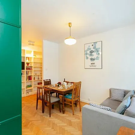 Bright And Elegant In The Area! דירה