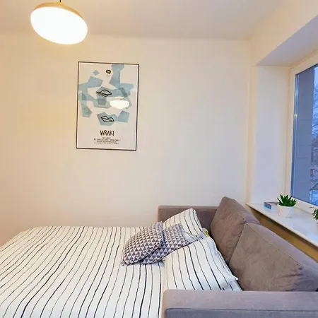 Bright And Elegant In The Area! Апартаменты Варшава