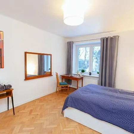 Bright And Elegant In The Area! Appartement Varsovie